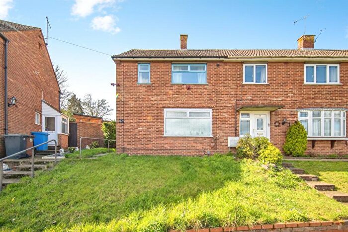 3 Bedroom Semi Detached House For Sale In Speedwell Road, Ipswich, IP2