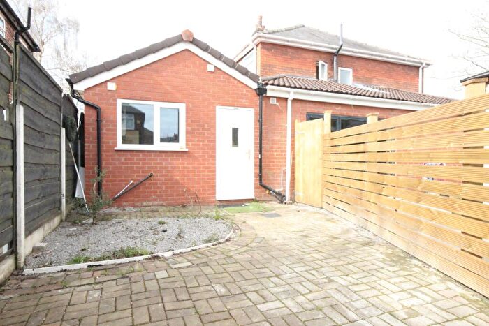 1 Bedroom Flat To Rent In Blenheim Road, Manchester, M16