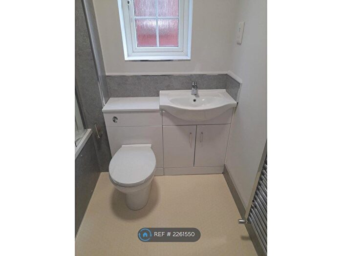 1 Bedroom Flat To Rent In Milehouse, Plymouth, PL3