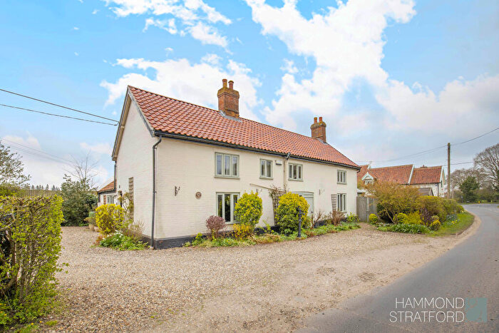 3 Bedroom Cottage For Sale In The Turnpike, Carleton Rode, NR16