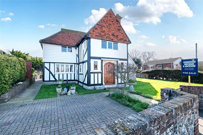 3 Bedroom Detached House For Sale In Lower Higham Road, Chalk, Kent, DA12