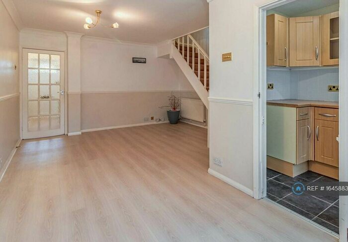 3 Bedroom Terraced House To Rent In Tormead Close, Sutton, SM1