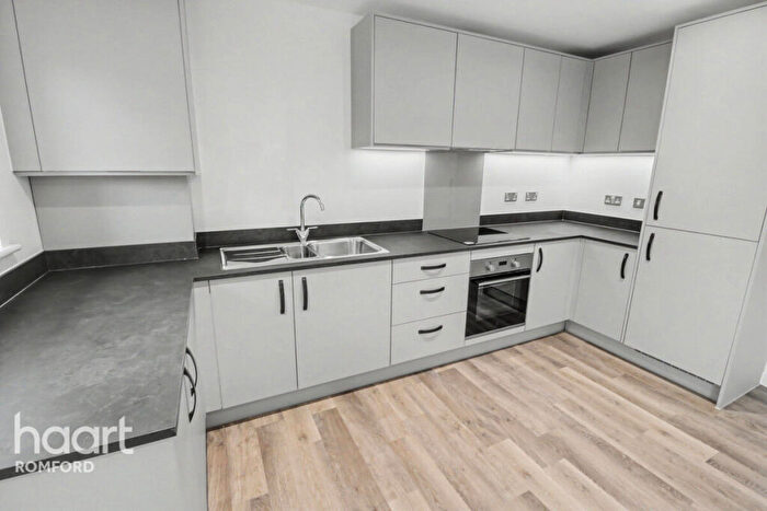 1 Bedroom Apartment To Rent In Orchid Avenue, Harold Hill, RM3