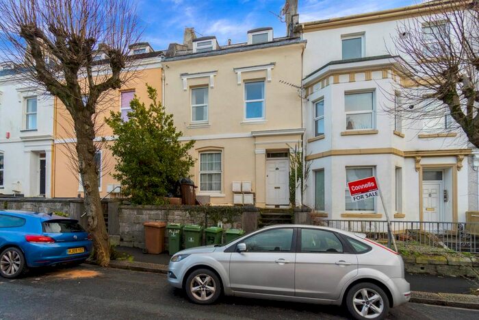 1 Bedroom Flat To Rent In Victoria Place, Stoke, Plymouth, PL2