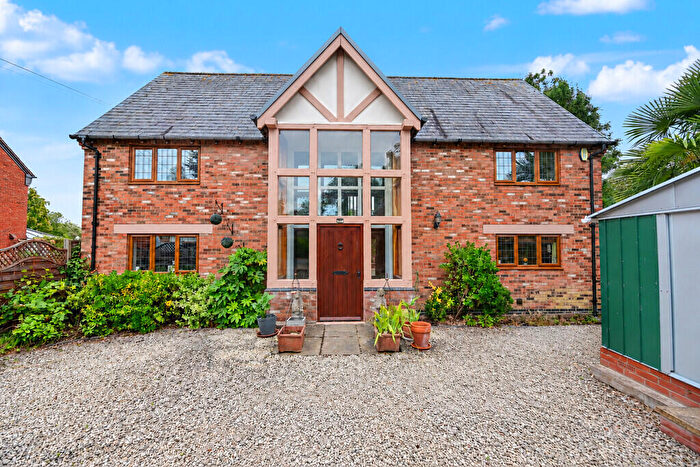 5 Bedroom Detached House For Sale In Hayway Lane, Broadwell, CV23