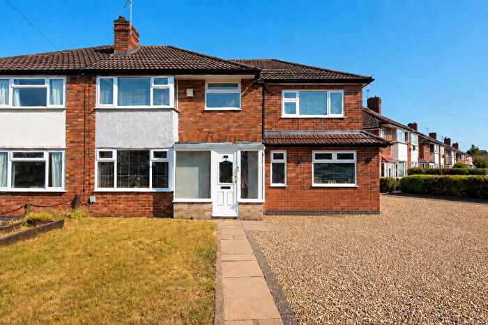 4 Bedroom Semi Detached House For Sale In Studley Croft, Solihull, B92