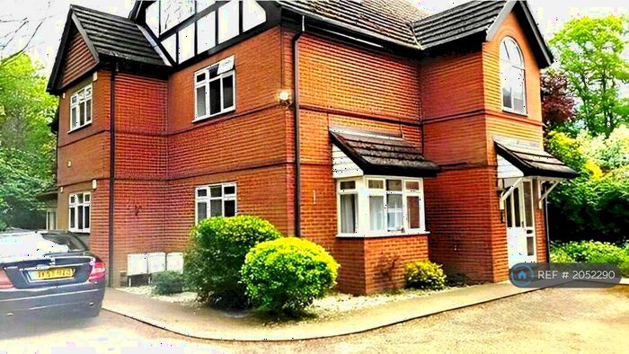 2 Bedroom Flat To Rent In Lamesley House, Maidenhead, SL6