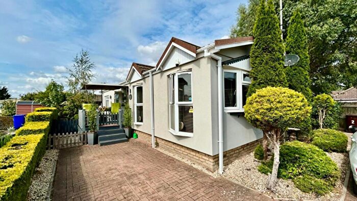 2 Bedroom Mobile Home For Sale In Rozel Court, Beck Row, Bury St. Edmunds, IP28