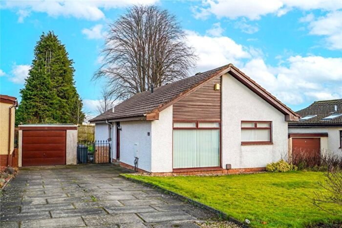 3 Bedroom Bungalow For Sale In Glenartney, Houston, Johnstone, Renfrewshire, PA6