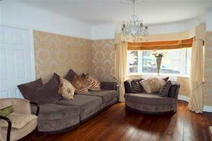 5 Bedroom House To Rent In Stakes Hill Road, Waterlooville, PO7