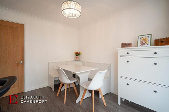 4 Bedroom Detached House For Sale In Chelney Walk, Morrisons Estate, CV3