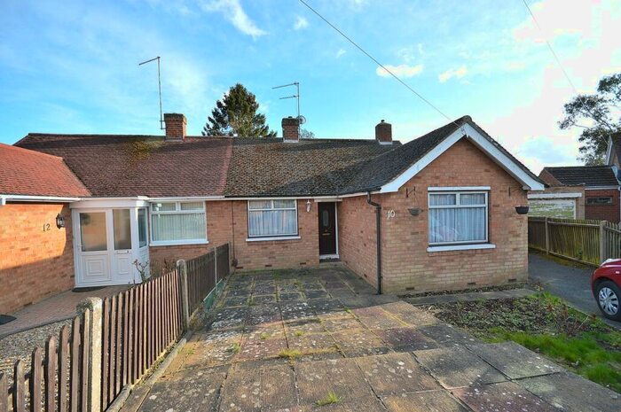 2 Bedroom Bungalow To Rent In Laburnum Crescent, Spinney Hill, Northampton, NN3