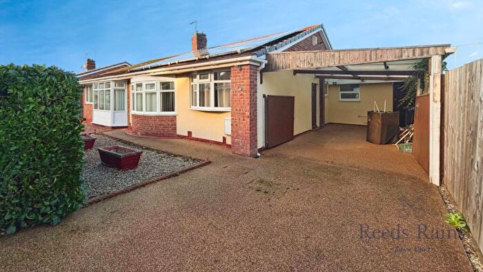 2 Bedroom Bungalow For Sale In Grasmere Road, Chester Le Street, Durham, DH2