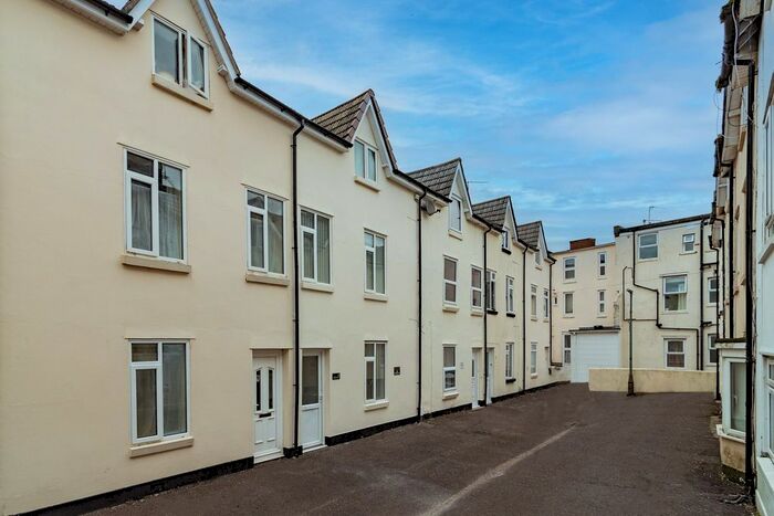 5 Bedroom Property To Rent In South View Place, Bournemouth, BH2