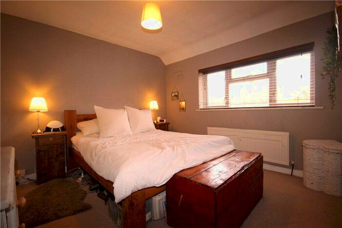 1 Bedroom Property To Rent In Cypress Road, Guildford, Surrey, GU1