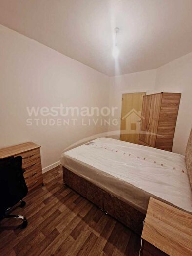 3 Bedroom Flat To Rent In Charlesworth House, Charles Street, Leicester, LE1