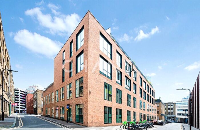 2 Bedroom Apartment For Sale In Christina Street, Hackney, London, EC2A