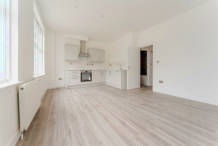 1 Bedroom Flat To Rent In London Road, Guildford, GU1