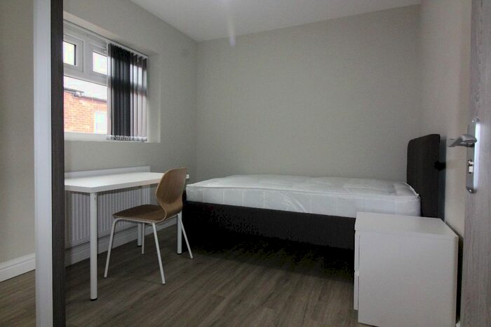 2 Bedroom Flat To Rent In Eldon Street, Preston, PR1