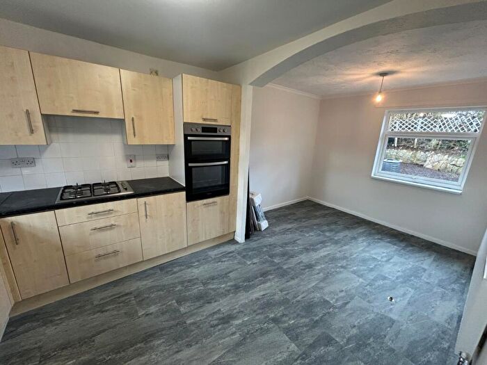 3 Bedroom End Of Terrace House To Rent In Binton Close, Redditch, Worcestershire, B98