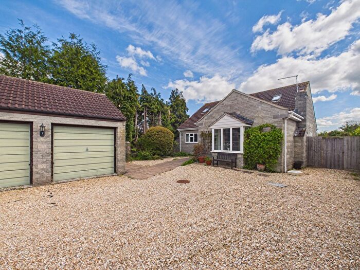 4 Bedroom Detached House For Sale In Northfield, Somerton, TA11