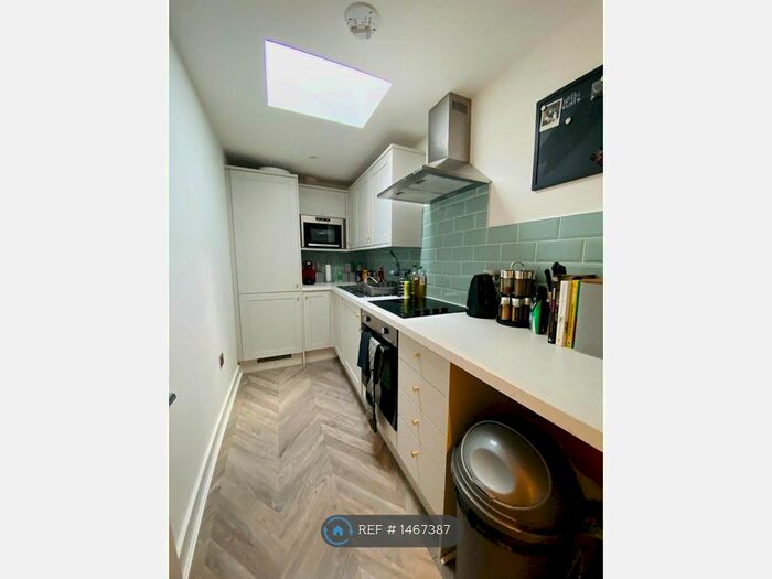 1 Bedroom Flat To Rent In Berkeley Court, Doncaster, DN1