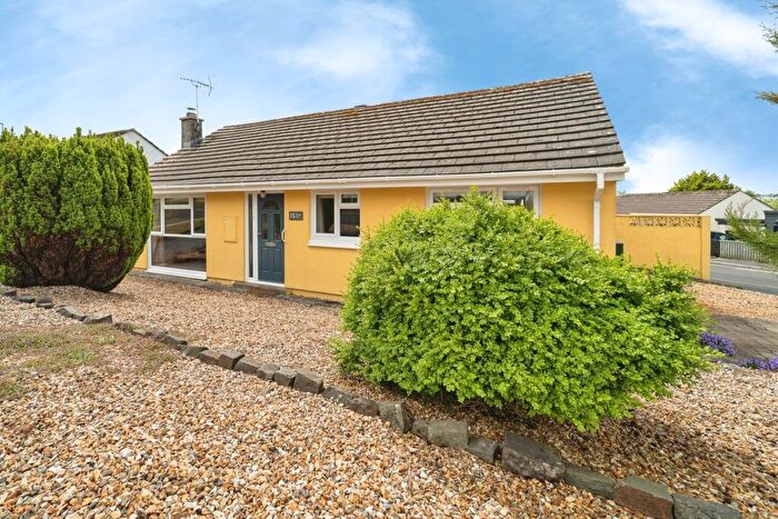 4 Bedroom Bungalow For Sale In Mayfield Acres, Kilgetty, Pembrokeshire, SA68
