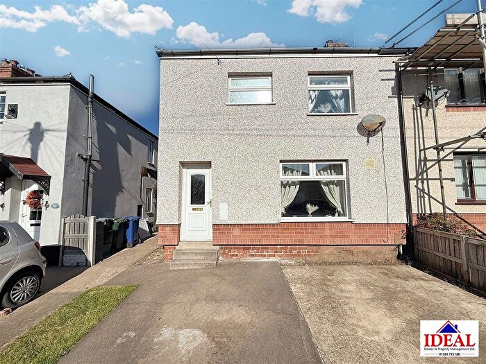 3 Bedroom Semi-Detached House To Rent In Airstone Road, Askern, Doncaster, DN6