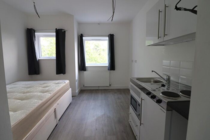 Studio To Rent In A London Road, Oxford, OX3