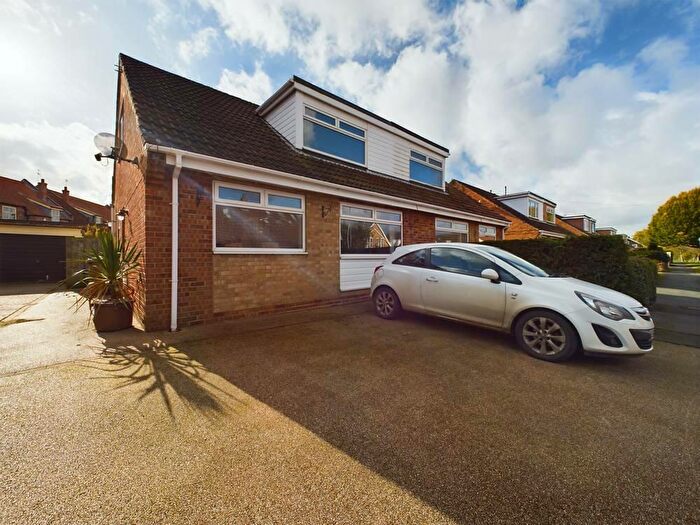 3 Bedroom Semi-Detached House For Sale In Kissing Gate, Burton Pidsea, HU12