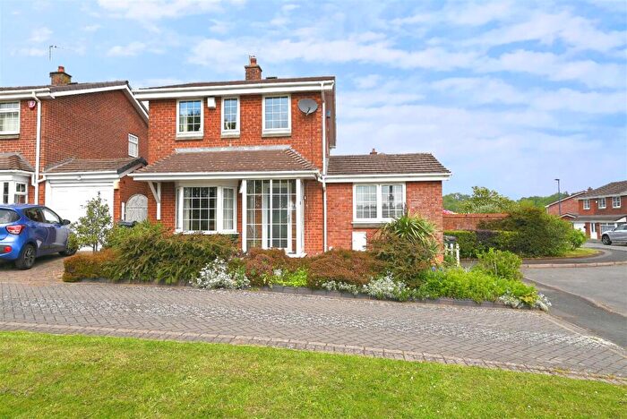 4 Bedroom Detached House For Sale In Buttermere Drive, Harborne, Birmingham, B32