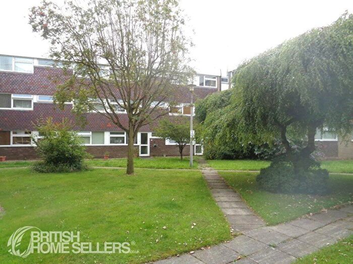 1 Bedroom Apartment For Sale In St. Marys Mount, Cottingham, East Riding Of Yorkshi, HU16