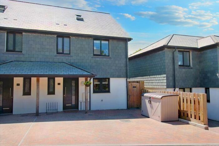 4 Bedroom Semi-Detached House For Sale In Lane, Newquay, TR8