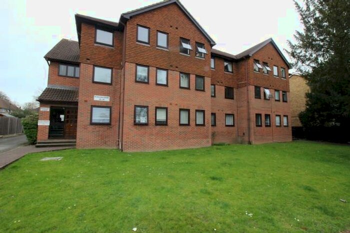 Studio To Rent In Boullen Court, Brunswick Road, Sutton, Surrey, SM1