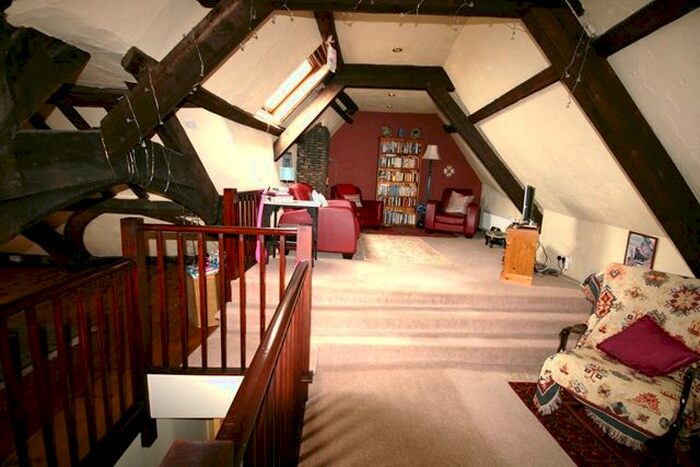 2 Bedroom Flat To Rent In Fore Street, Topsham, Exeter EX3