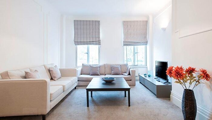 5 Bedroom Apartment To Rent In Park Road, London, NW8