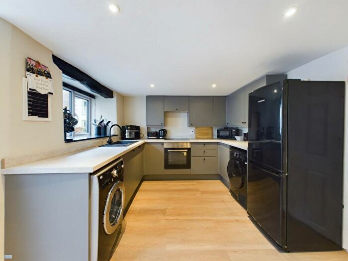 3 Bedroom Terraced House For Sale In Terrace Road, Chapel-En-Le-Frith, SK23