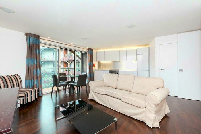 1 Bedroom Apartment To Rent In Islington On The Green, A Islington Green, Angel, Islington, London, N1