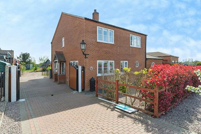 4 Bedroom Detached House For Sale In Station Road, Manea, March, PE15