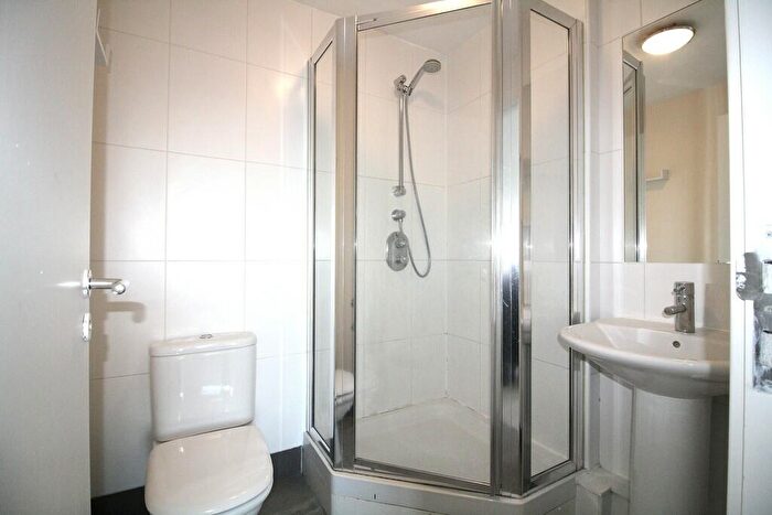 2 Bedroom Apartment To Rent In Spacious Top Floor Apartment With Stunning Views And Allocated Parking, S3