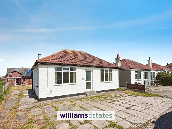 2 Bedroom Detached Bungalow For Sale In Towyn Close, Prestatyn, LL19