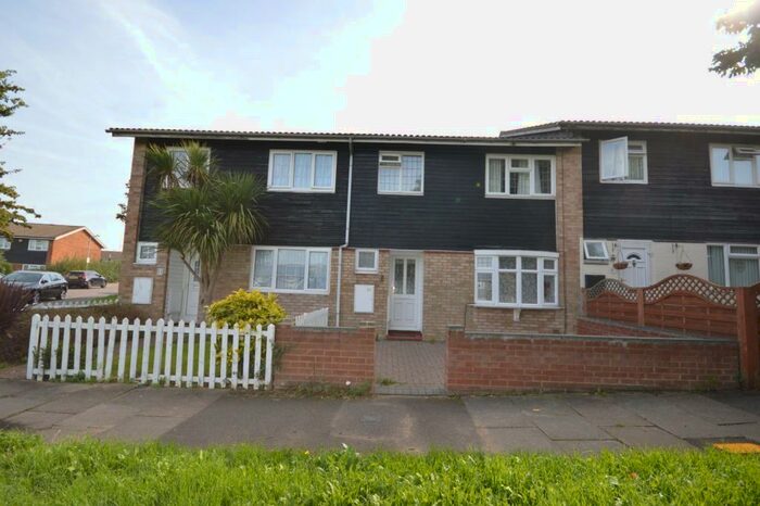 3 Bedroom House To Rent In Doria Drive, Gravesend, Kent, DA12