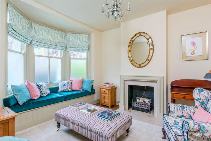 3 Bedroom Property To Rent In Saville Road, Chiswick, London, W4