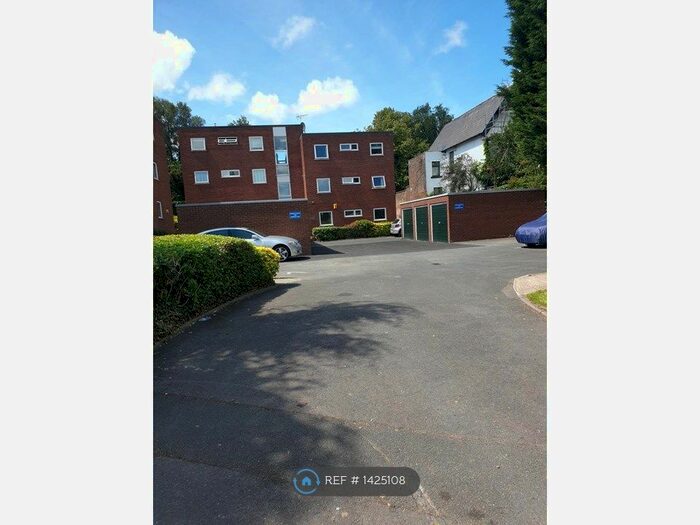 2 Bedroom Flat To Rent In Leighstone Court, Chester, CH2
