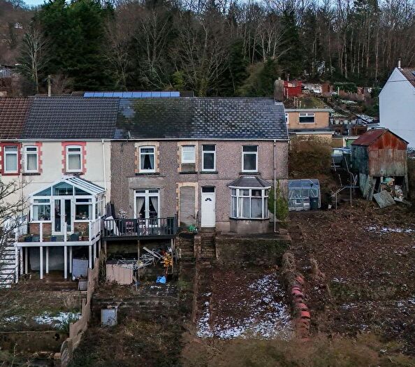 4 Bedroom Terraced House For Sale In Belmont Terrace, Brynithel, Abertillery, NP13