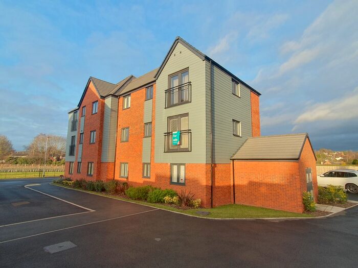2 Bedroom Flat To Rent In Smith Close, Lichfield, WS14