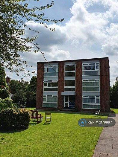 Studio To Rent In Tintern Avenue, Manchester, M20