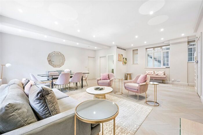 3 Bedroom Flat To Rent In Seymour Street, London, W2