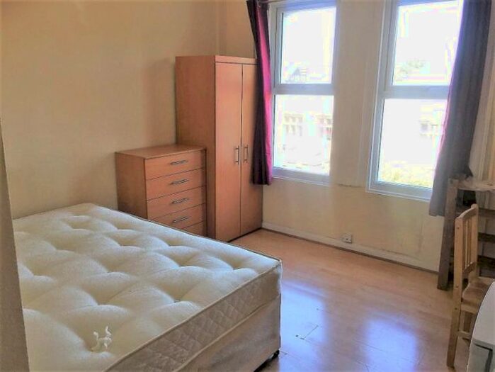 1 Bedroom Property To Rent In Homerton High Street, London, E9