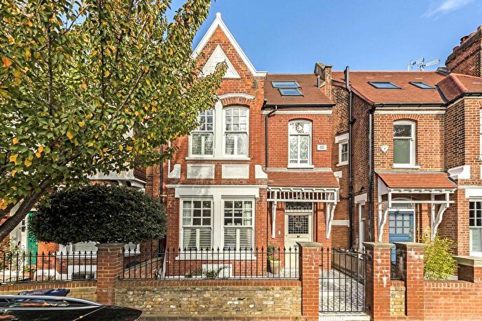 5 Bedroom Property To Rent In Fairlawn Grove, Chiswick, W4